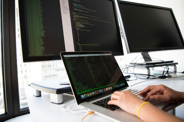 中建二局申請(qǐng)超長(zhǎng)混凝土結(jié)構(gòu)施工用硬度測(cè)試裝置專利，提高檢測(cè)精度:混凝土攪拌