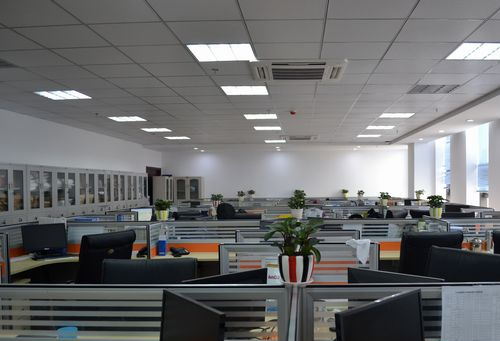 貴州建工八建取得可調(diào)節(jié)混凝土模板支撐結(jié)構(gòu)專利，提高混凝土結(jié)構(gòu)的成型質(zhì)量:混凝土攪拌